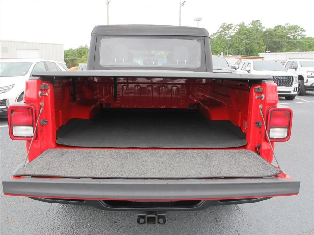 2021 Jeep Gladiator Sport