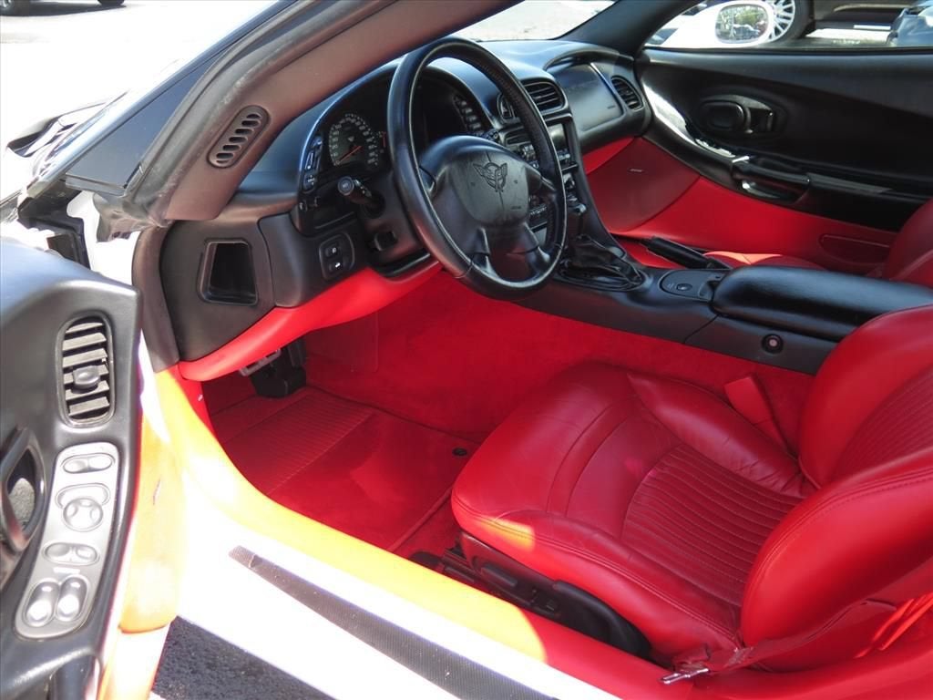 2004 Chevrolet Corvette NA