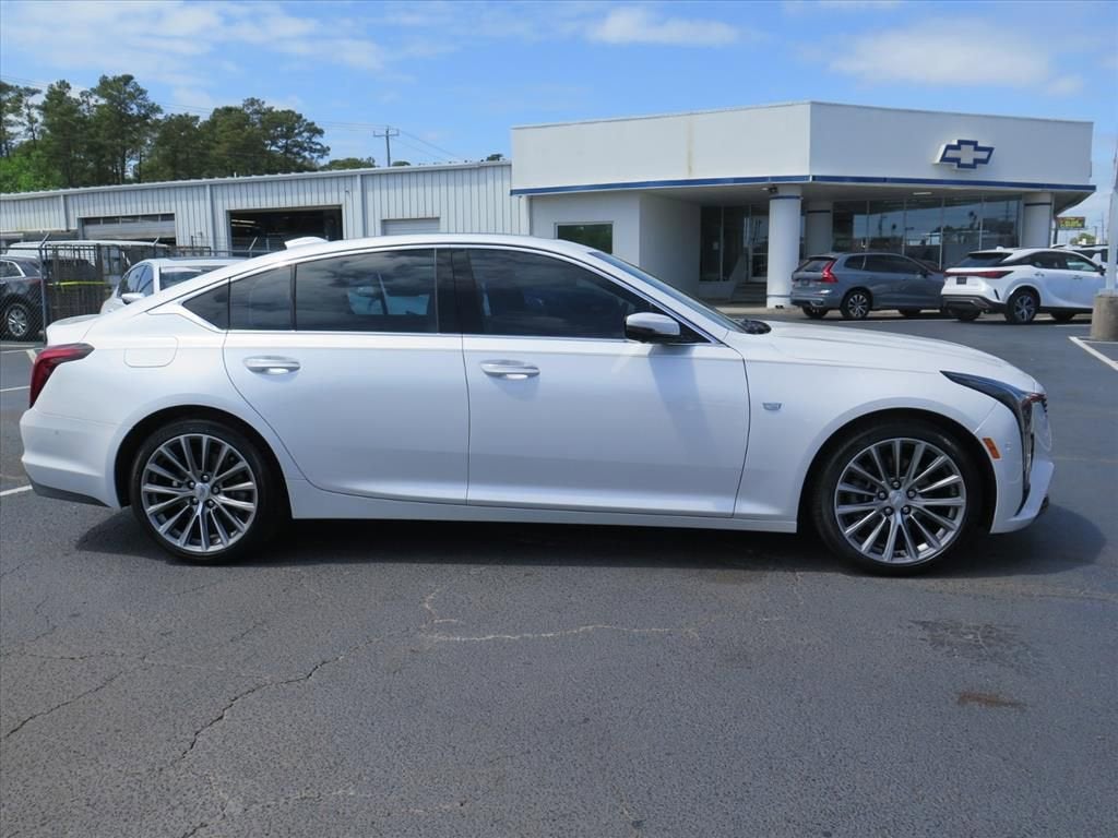 2025 Cadillac CT5 Premium Luxury