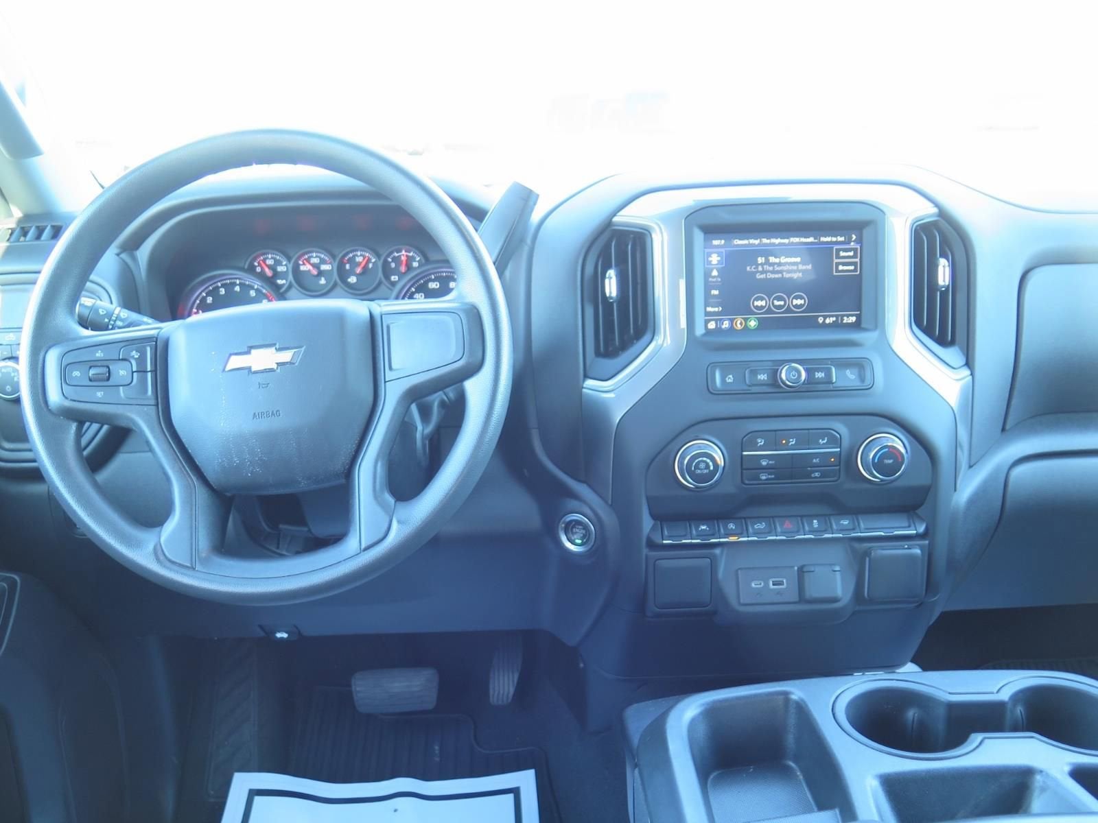 2023 Chevrolet Silverado 1500 Custom