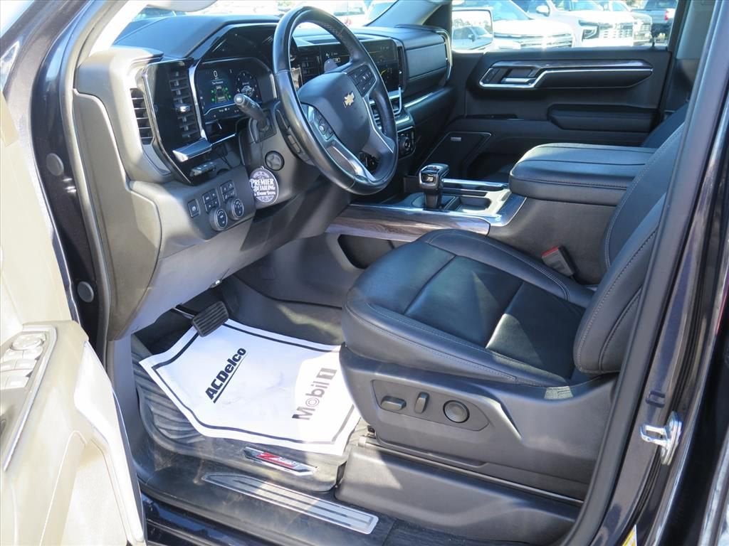 2024 Chevrolet Silverado 1500 LTZ