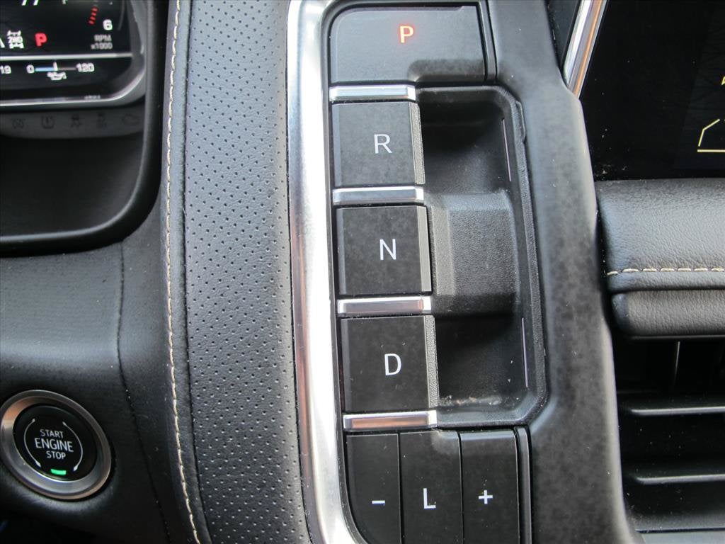 2023 GMC Yukon SLT