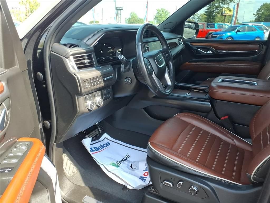 2023 GMC Yukon Denali Ultimate
