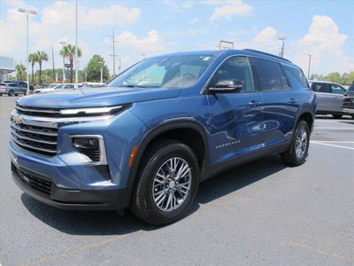2024 Chevrolet Traverse LT
