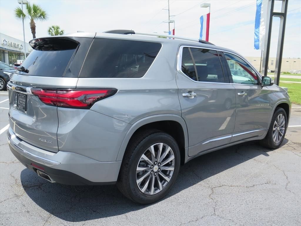 2023 Chevrolet Traverse Premier
