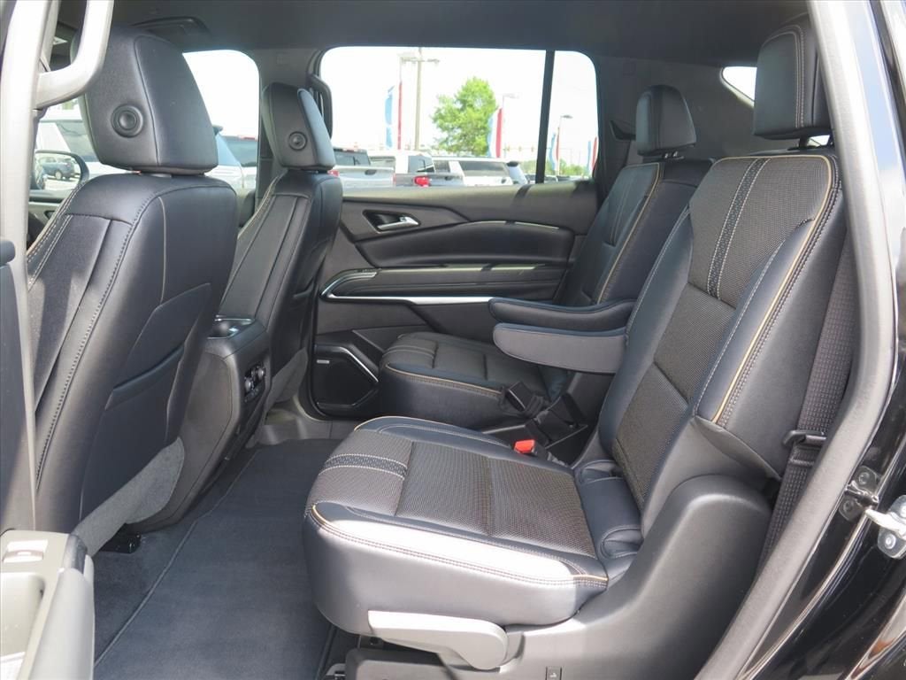 2025 Chevrolet Traverse High Country