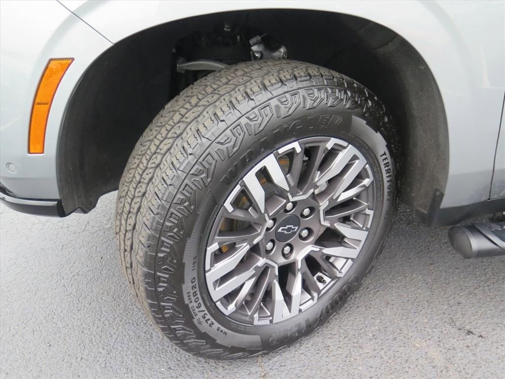 2025 Chevrolet Suburban Z71
