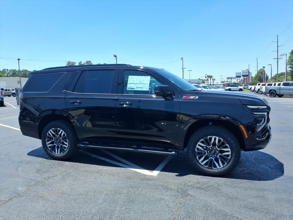 2026 Chevrolet Tahoe Z71 - Photo 2
