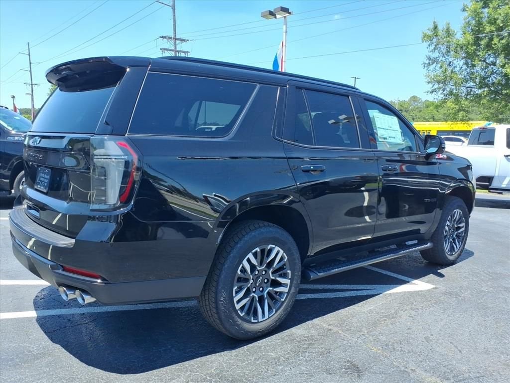 2026 Chevrolet Tahoe Z71 - Photo 3