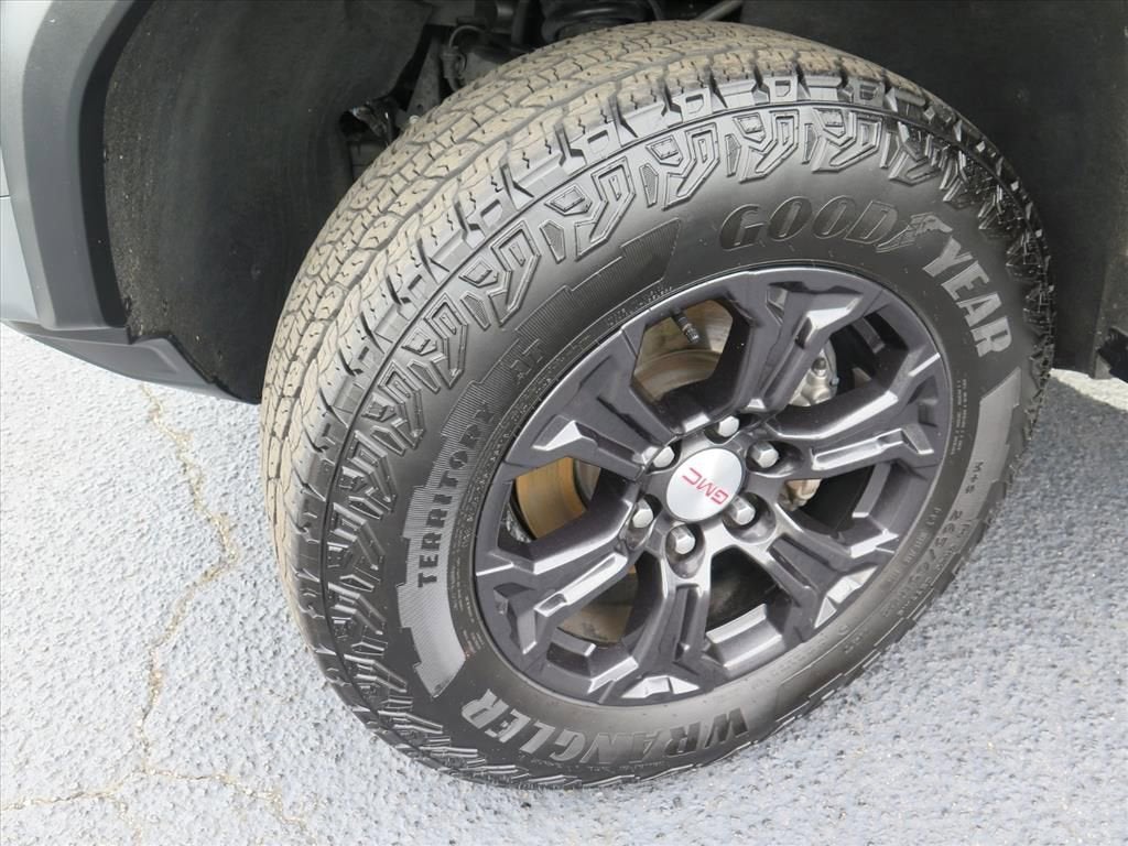 2024 GMC Canyon Elevation