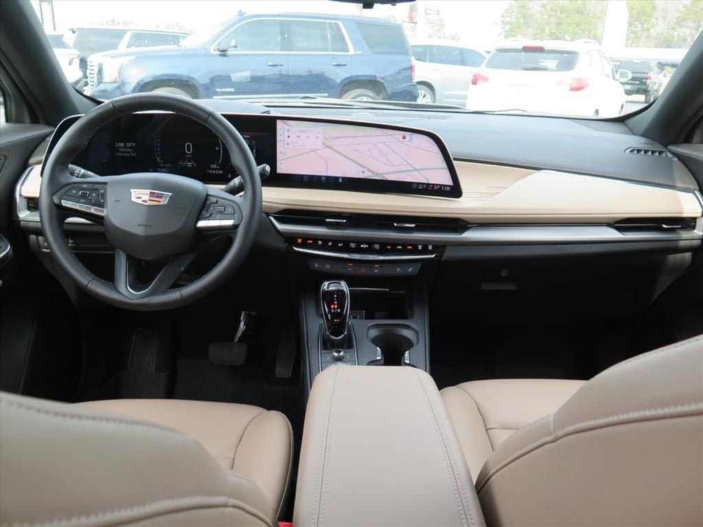 2025 Cadillac XT4 Premium Luxury