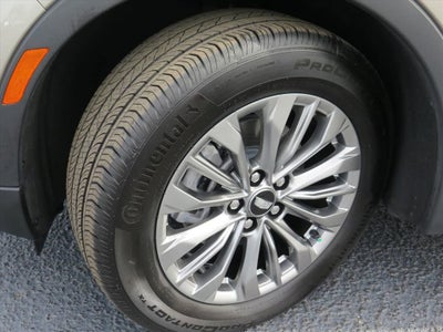 2025 Cadillac XT4 Premium Luxury