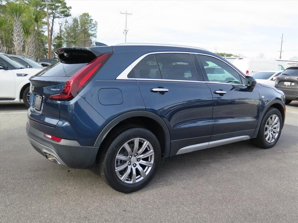 2020 Cadillac XT4 Premium Luxury