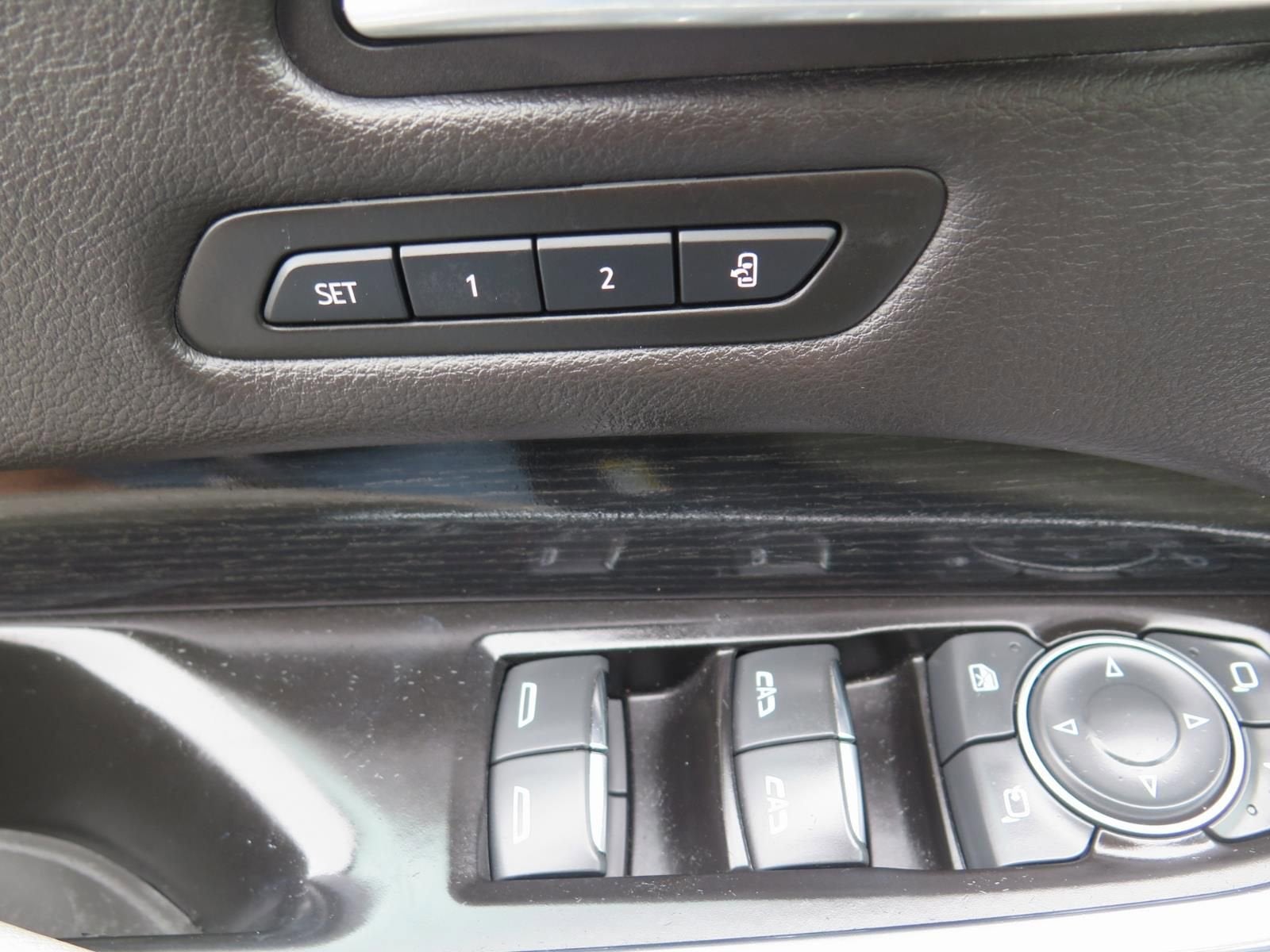 2019 Cadillac XT4 FWD Premium Luxury