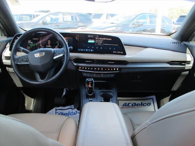 2024 Cadillac XT4 Premium Luxury