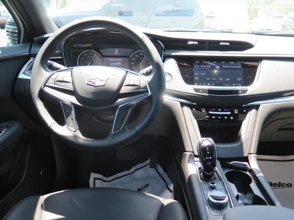 2026 Cadillac XT5 Luxury