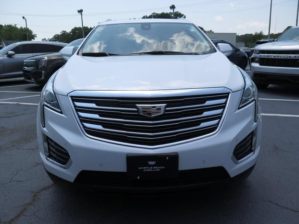 2017 Cadillac XT5 Luxury FWD