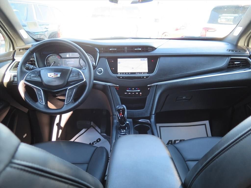 2025 Cadillac XT5 Premium Luxury