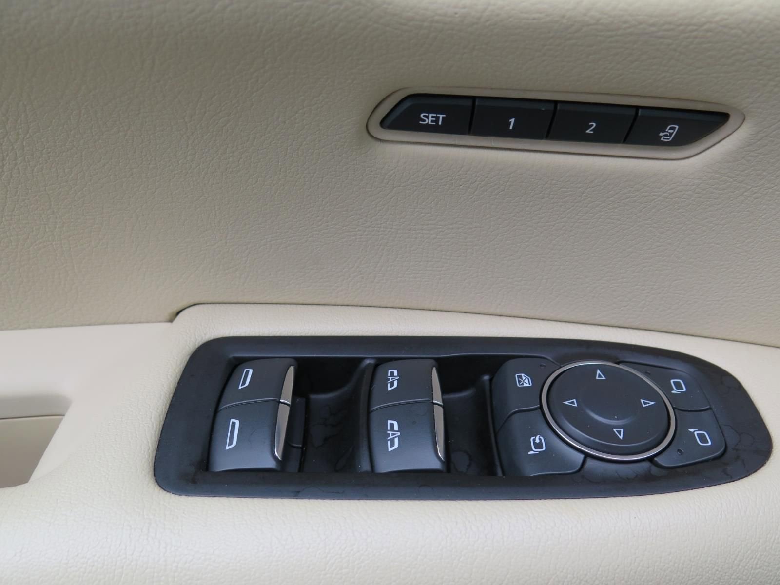 2019 Cadillac XT5 Luxury FWD