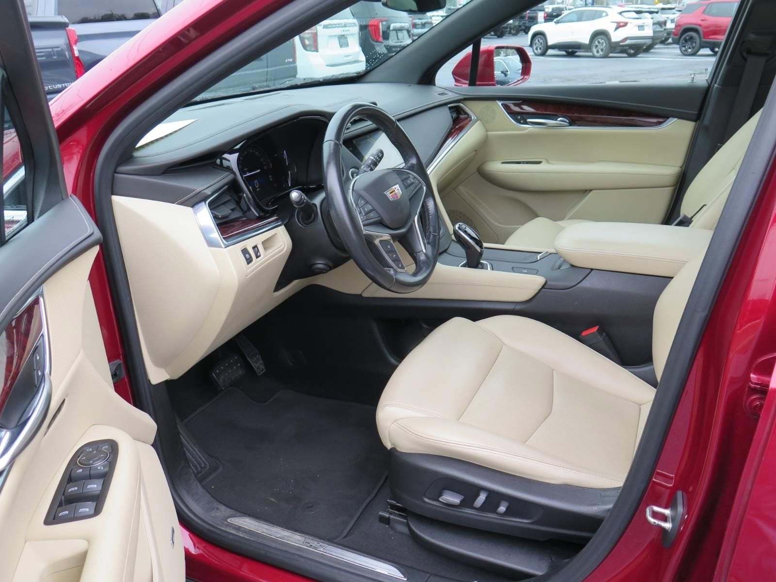 2019 Cadillac XT5 Luxury FWD