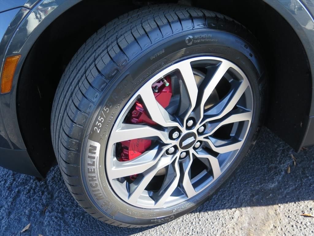 2023 Cadillac XT5 Sport