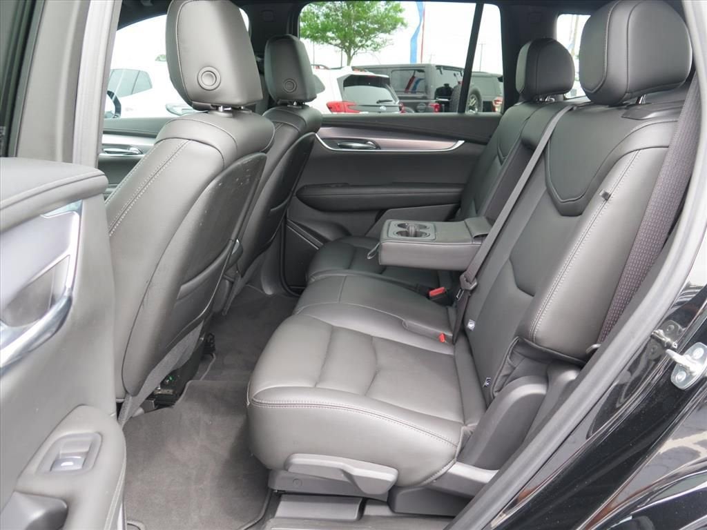 2024 Cadillac XT6 Luxury