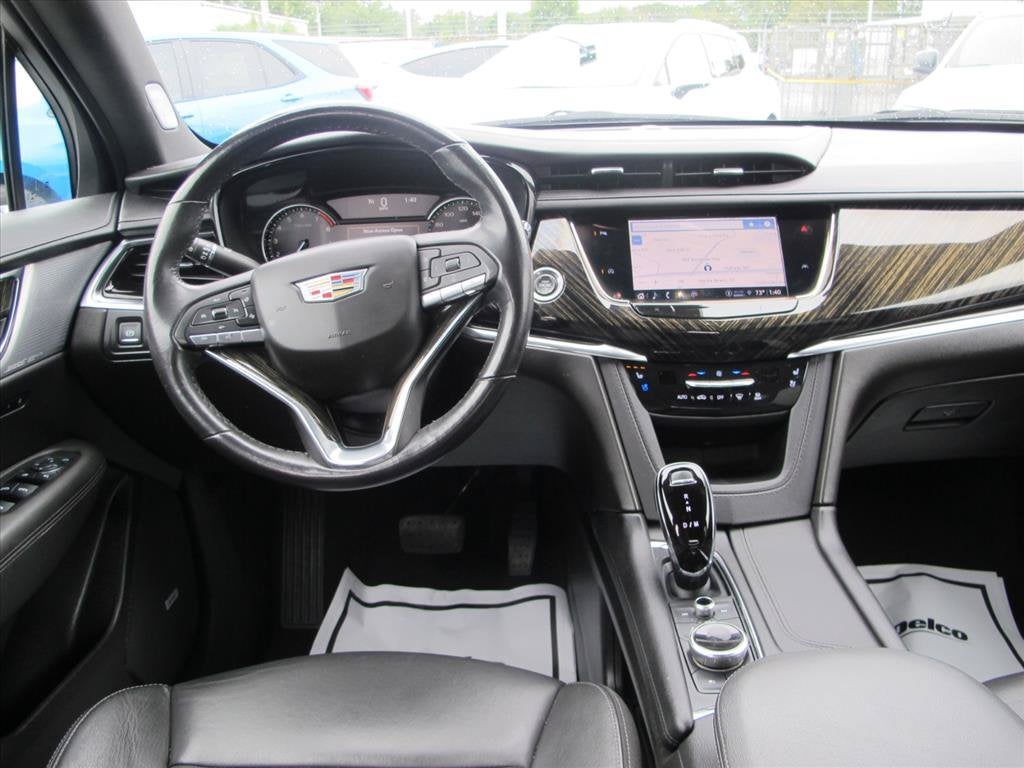 2023 Cadillac XT6 FWD Premium Luxury