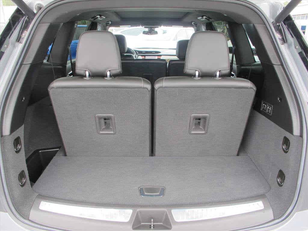 2023 Cadillac XT6 FWD Premium Luxury