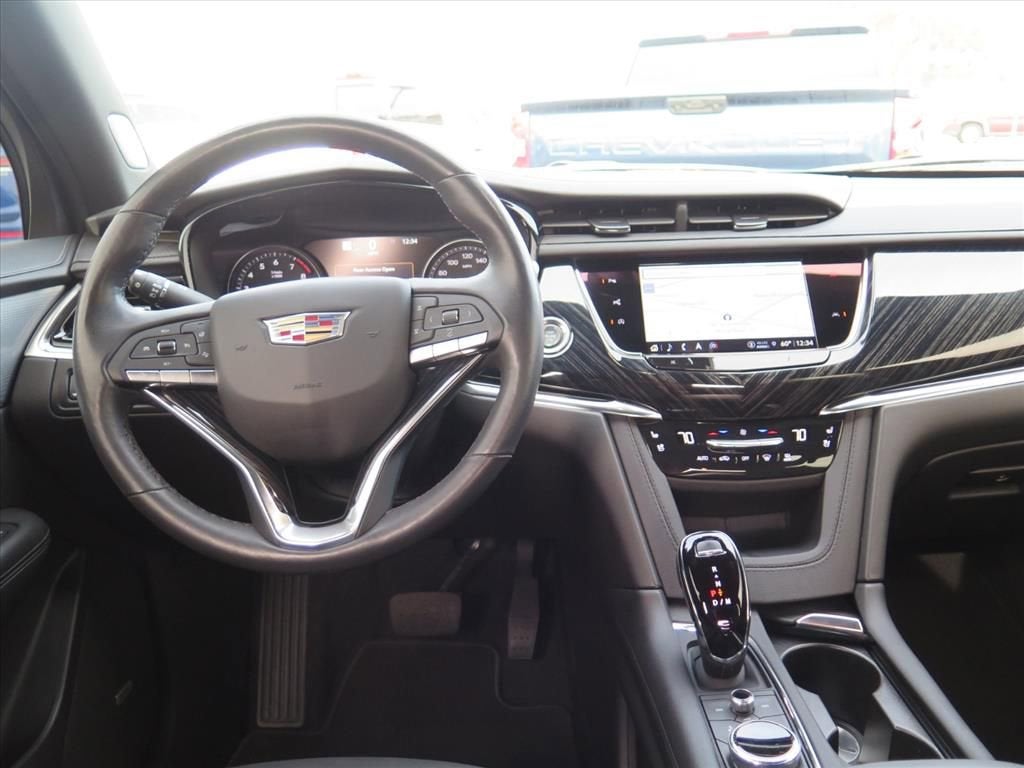 2024 Cadillac XT6 Premium Luxury