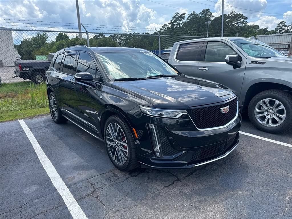 2025 Cadillac XT6 Sport