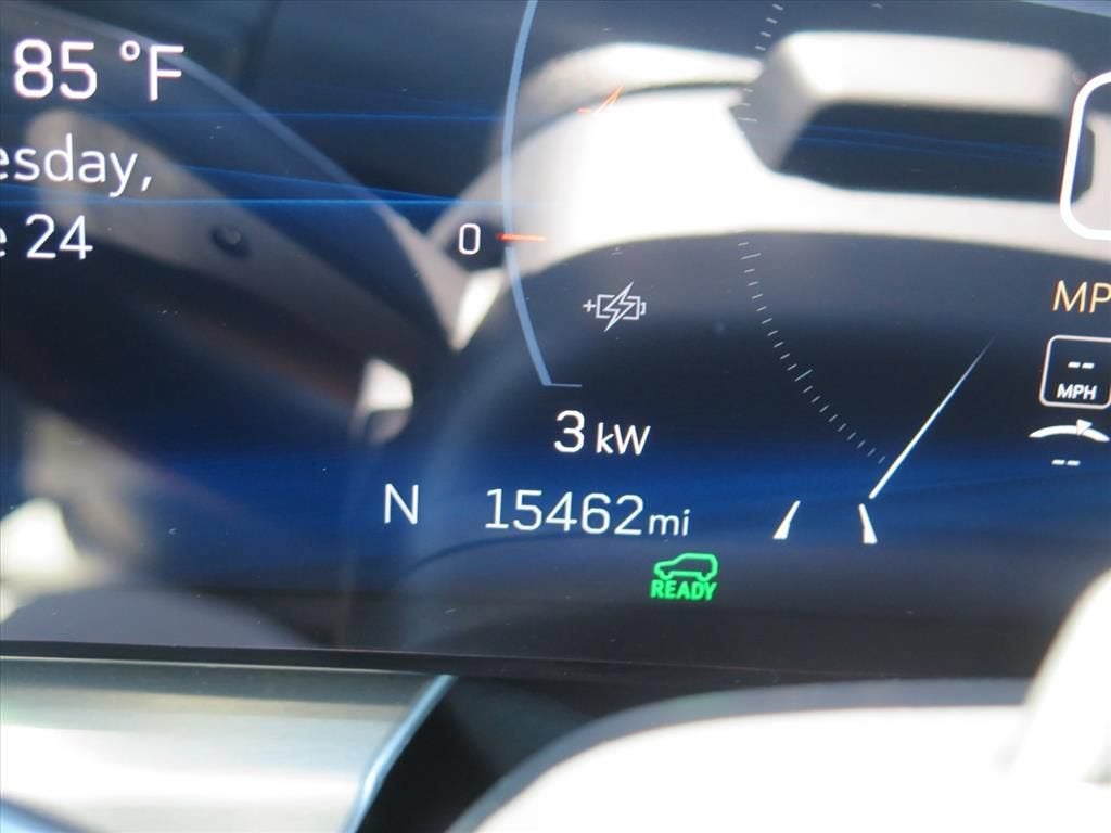 2024 Cadillac LYRIQ Sport 2