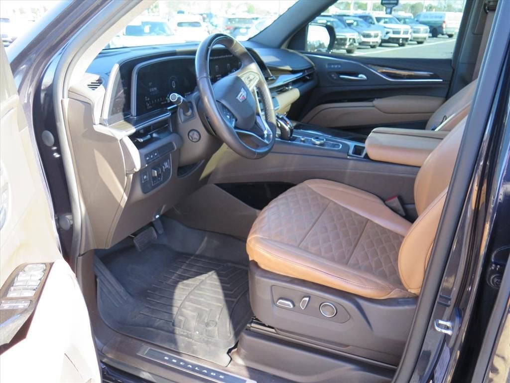 2023 Cadillac Escalade Sport