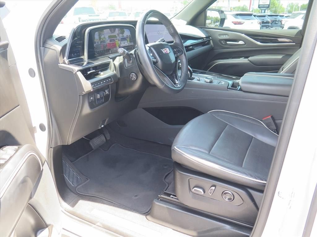 2024 Cadillac Escalade Sport