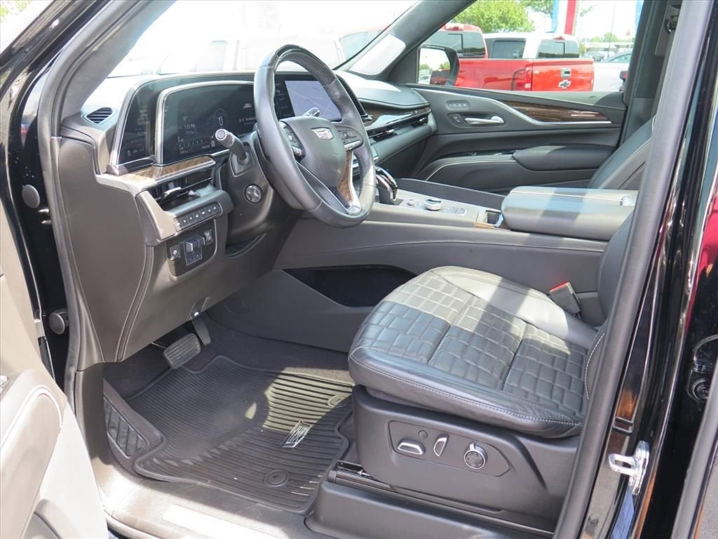 2023 Cadillac Escalade Sport Platinum