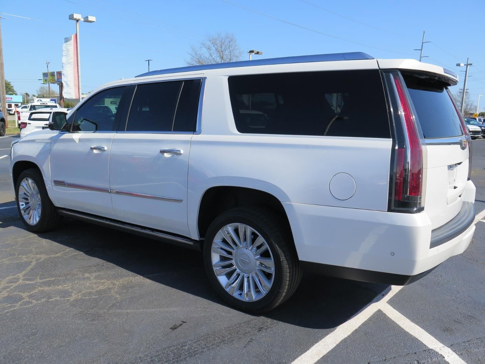 2018 Cadillac Escalade ESV Platinum