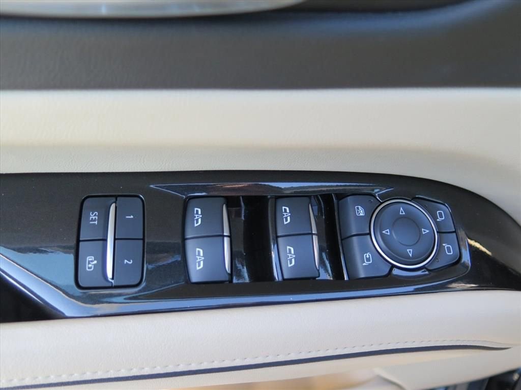 2024 Cadillac Escalade ESV Premium Luxury