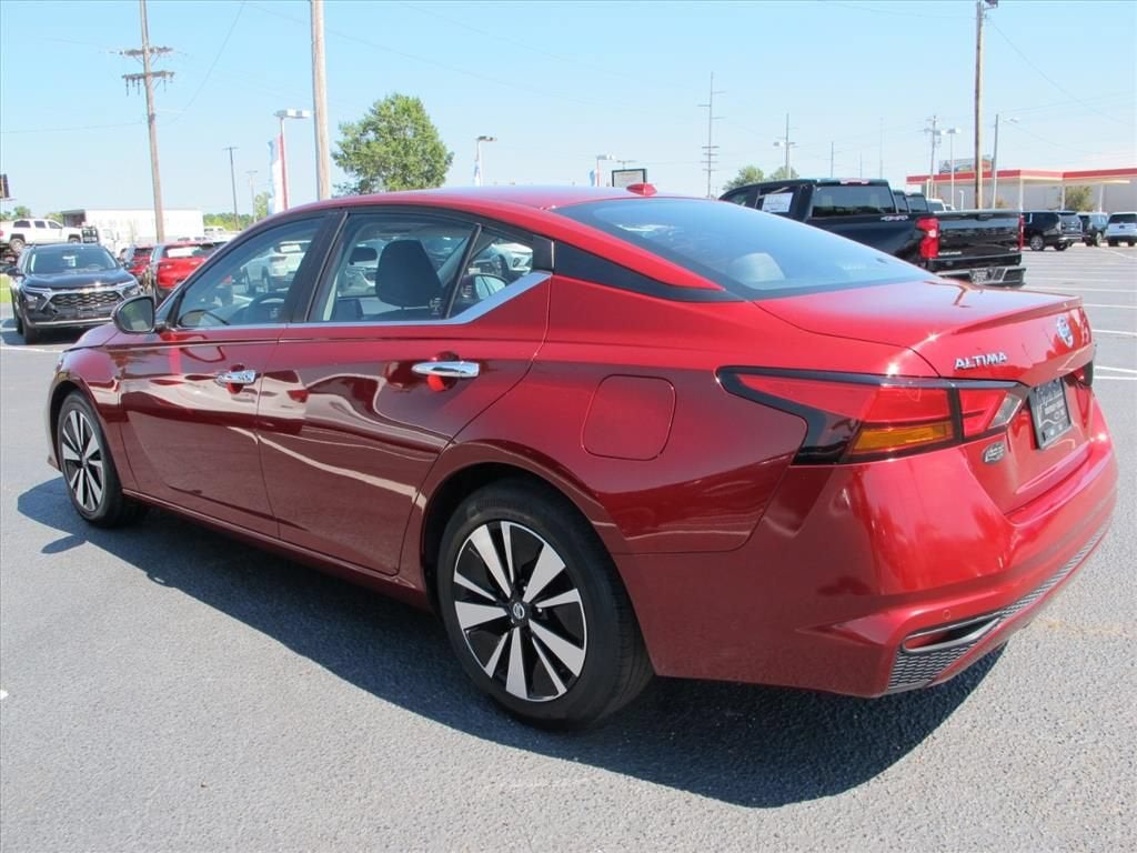 2022 Nissan Altima 2.5 SV