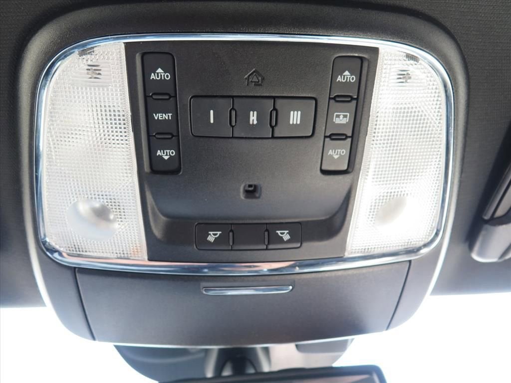 2013 Chrysler 300 300C