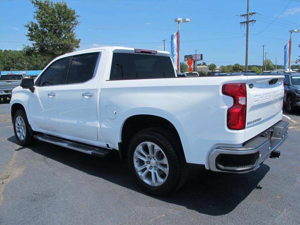 2025 Chevrolet Silverado 1500 LTZ