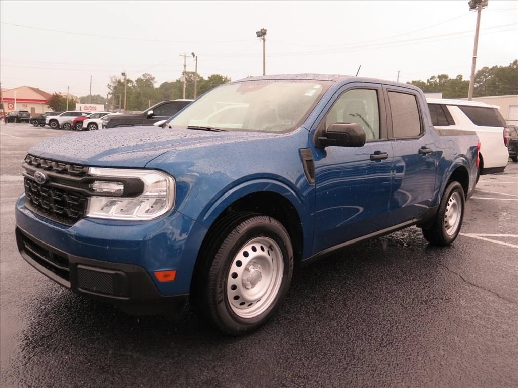 2023 Ford Maverick XL