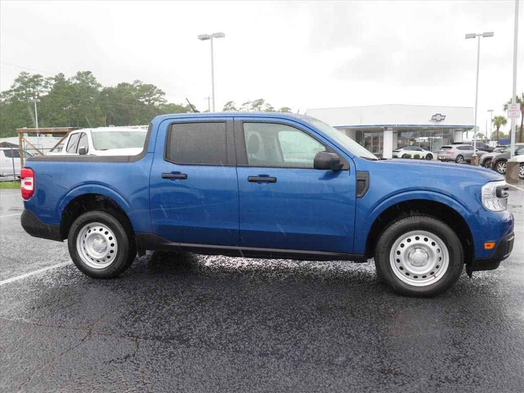 2023 Ford Maverick XL