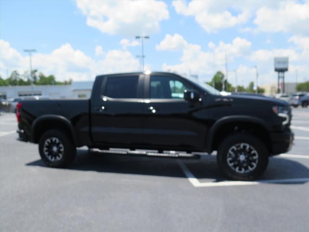 2025 Chevrolet Silverado 1500 ZR2