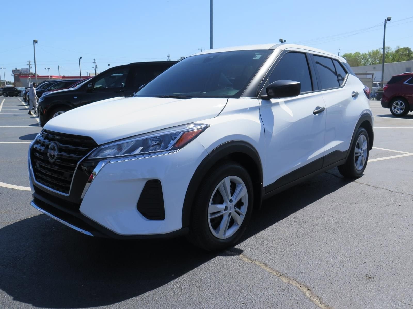 2024 Nissan Kicks S