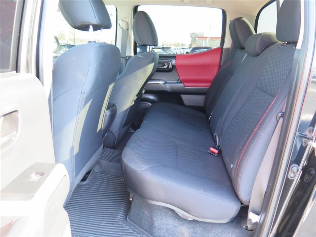 2022 Toyota Tacoma 2WD SR5