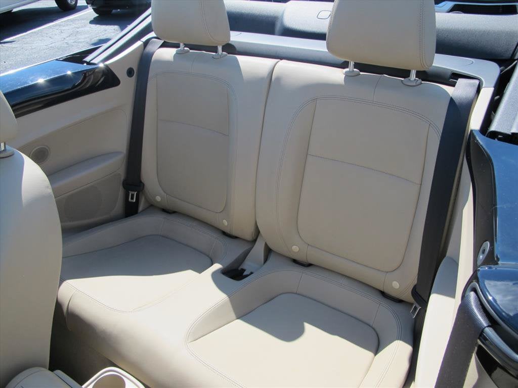 2013 Volkswagen Beetle Convertible 2.0T