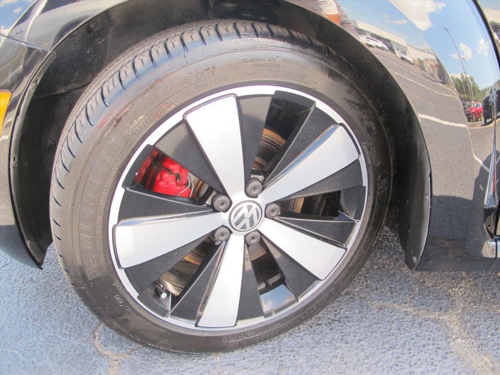 2013 Volkswagen Beetle Convertible 2.0T