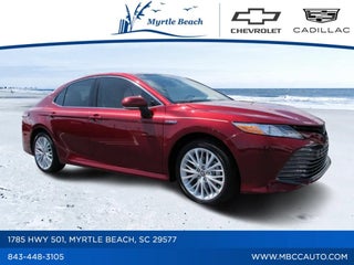 2020 Toyota Camry Hybrid XLE