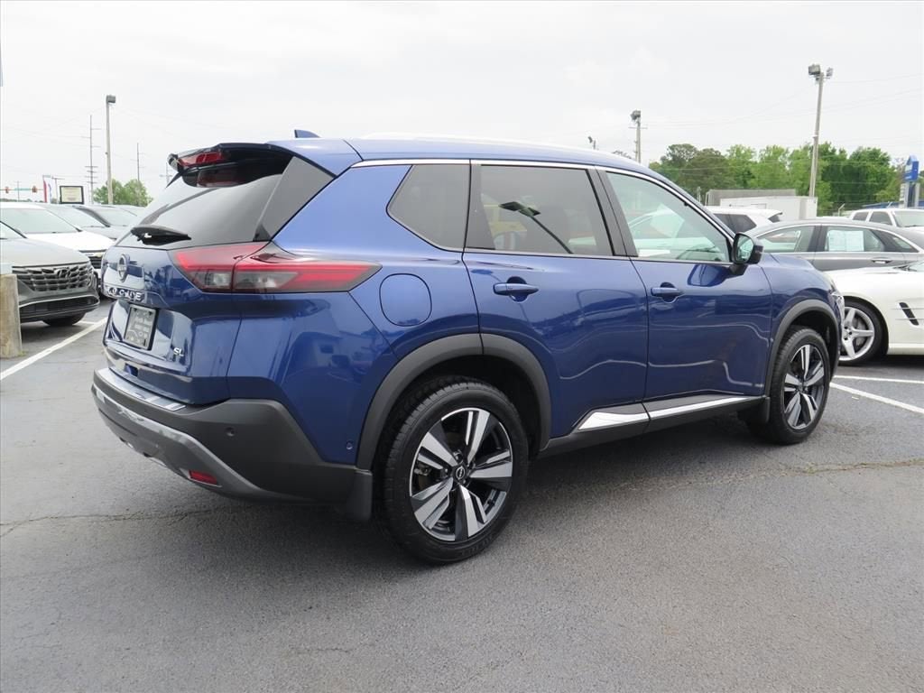 2022 Nissan Rogue SL