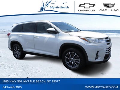 2019 Toyota Highlander SE