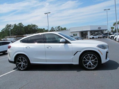 2022 BMW X6 M50i